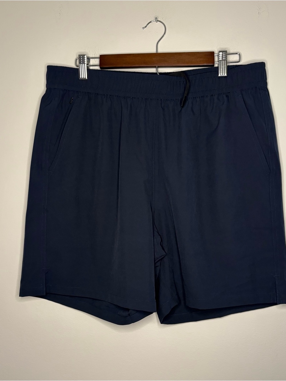 Zella Men’s Large Navy Blue Athletic Shorts Lightweight Travel Gym Casual